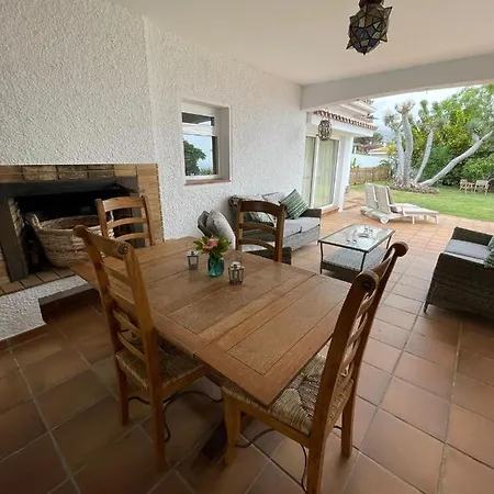 Dragos Villa *