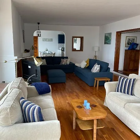 Dragos Villa
